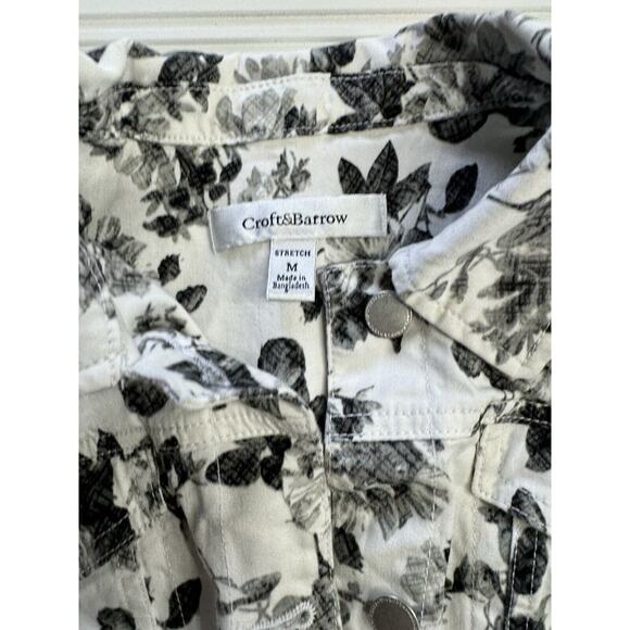 Croft & Barrow Womens Stretch Denim Jean Jacket Black Gray FLoral White Size M - Picture 3 of 4